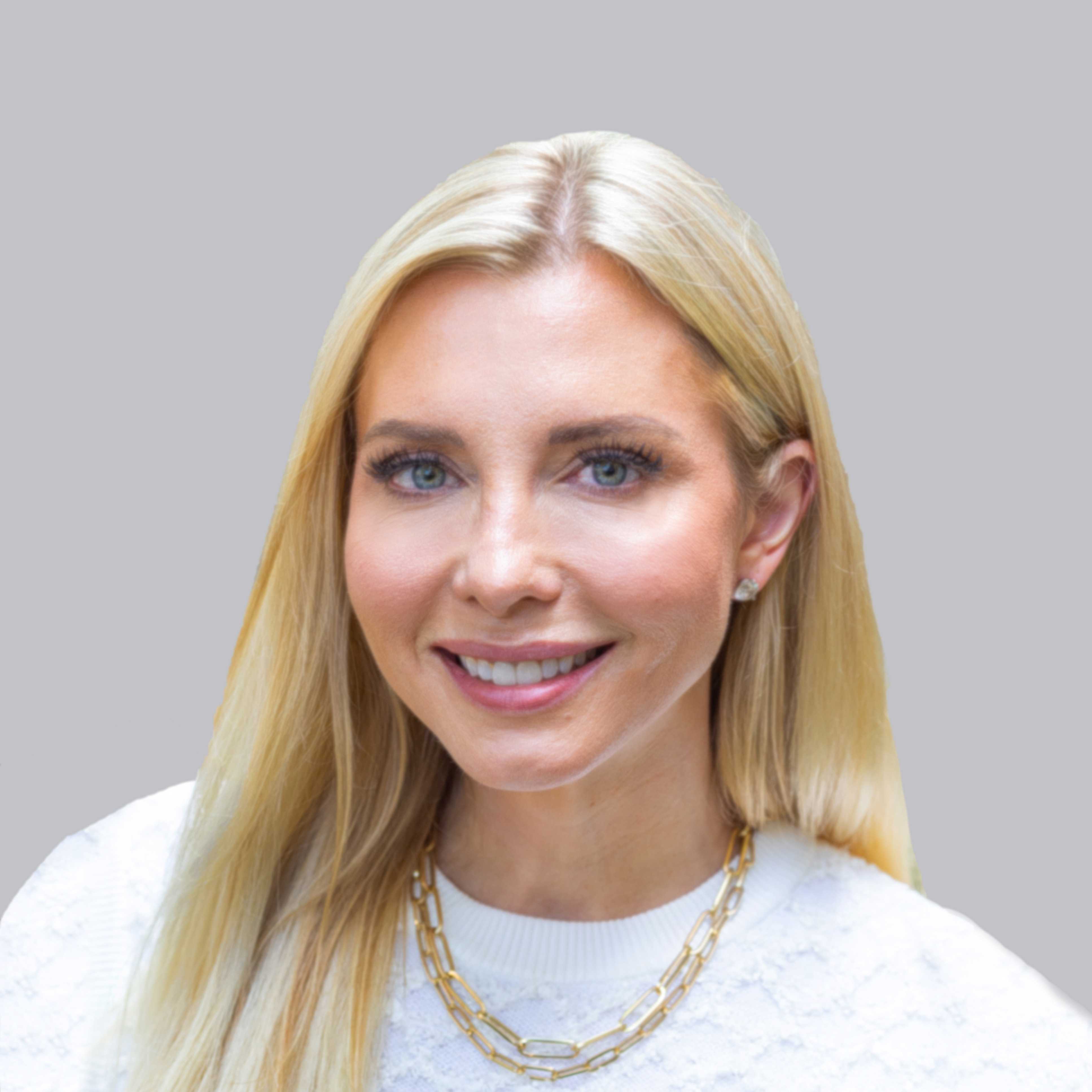 Headshot of Erika Maschmeyer, CFA